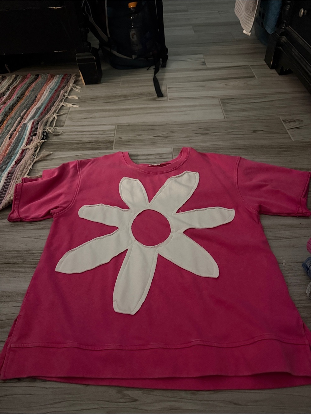 JODIFL Hot Pink Sweatshirt with White Daisy Patch